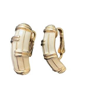 Vintage Ivory Cream and Gold Tone Enamel Clip On Earrings